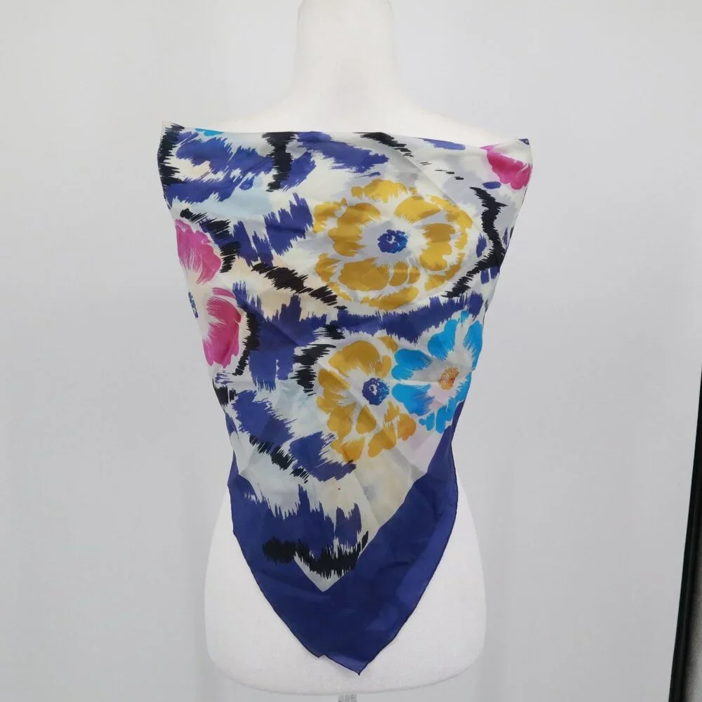 Vintage Silk Scarf Blue Bloomcore Boho Cottage Polished Colorful‎ Artsy Elegant